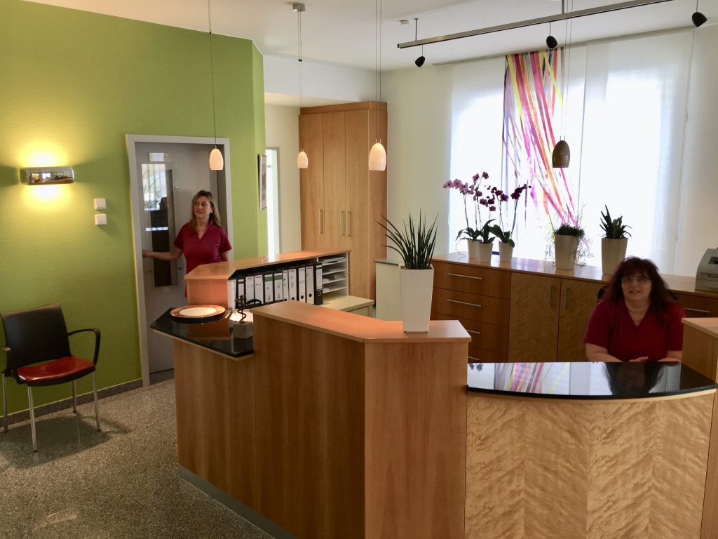 Einblick in unsere Zahnarztpraxis in Emmelshausen - Herr Dr. med. dent